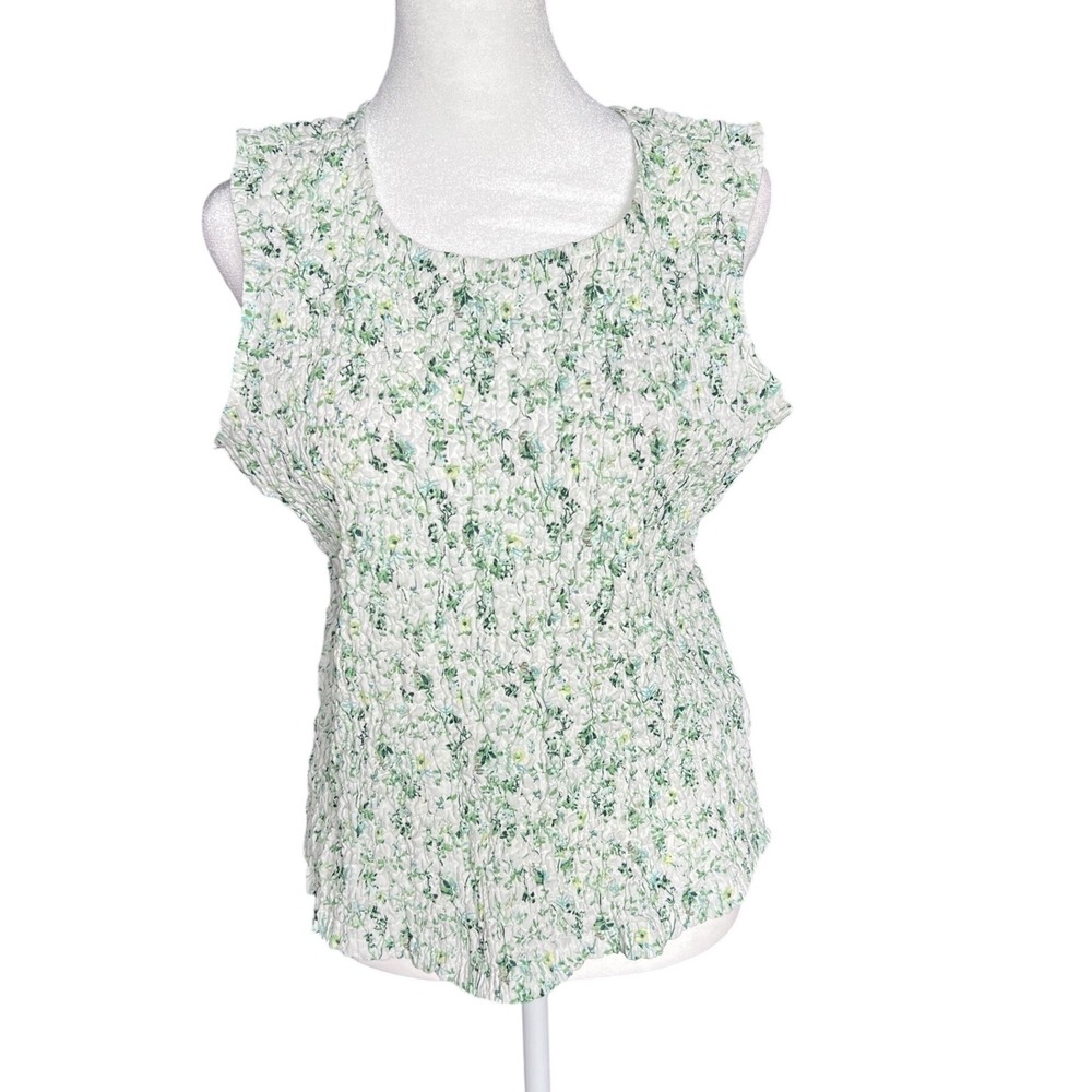 Studio B by Bobeau Womens Medium Green White Floral Smocked Popcorn Tank Top
